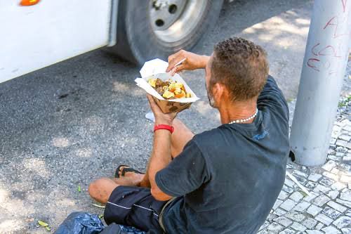 Após Padre Júlio Lancelotti, Diocese de Piracicaba diz que buscará diálogo para manter obras sociais