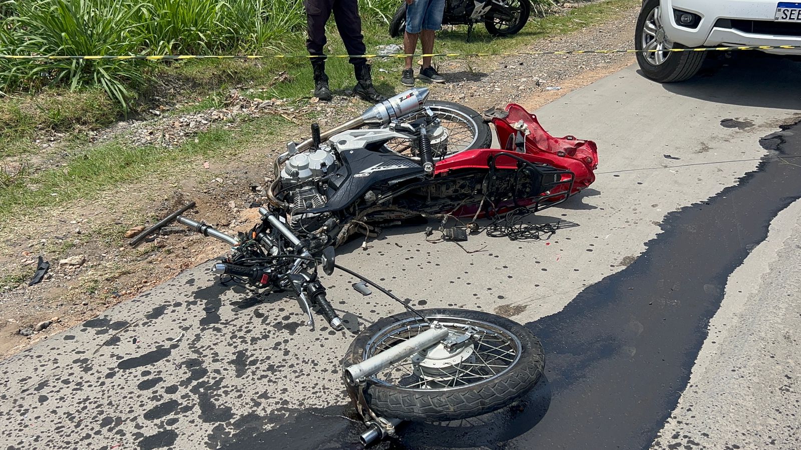 Motociclista de 14 anos sofre fratura exposta em acidente na Rodovia Samuel de Catro Neves, em Piracicaba