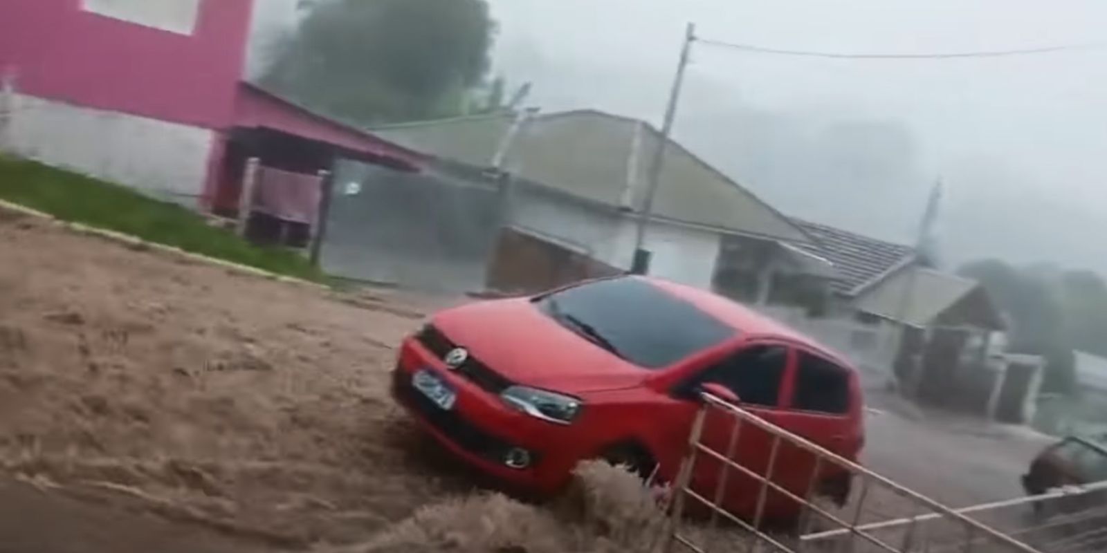 Jovem de 21 anos é encontrado morto às margens do Rio Capivaras após tempestade no Sul