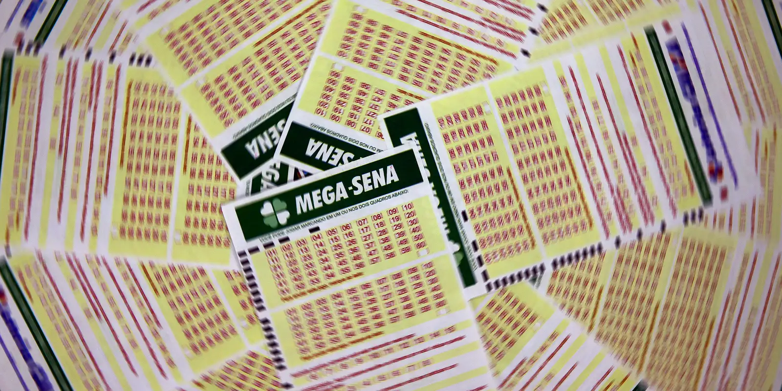 Mega-Sena acumula e próximo prêmio pode chegar a R$ 27 milhões