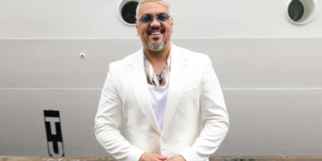 Belo rasga o verbo sobre contracenar com Viviane Araújo em 'Três Graças' e cita namorada, Raya...