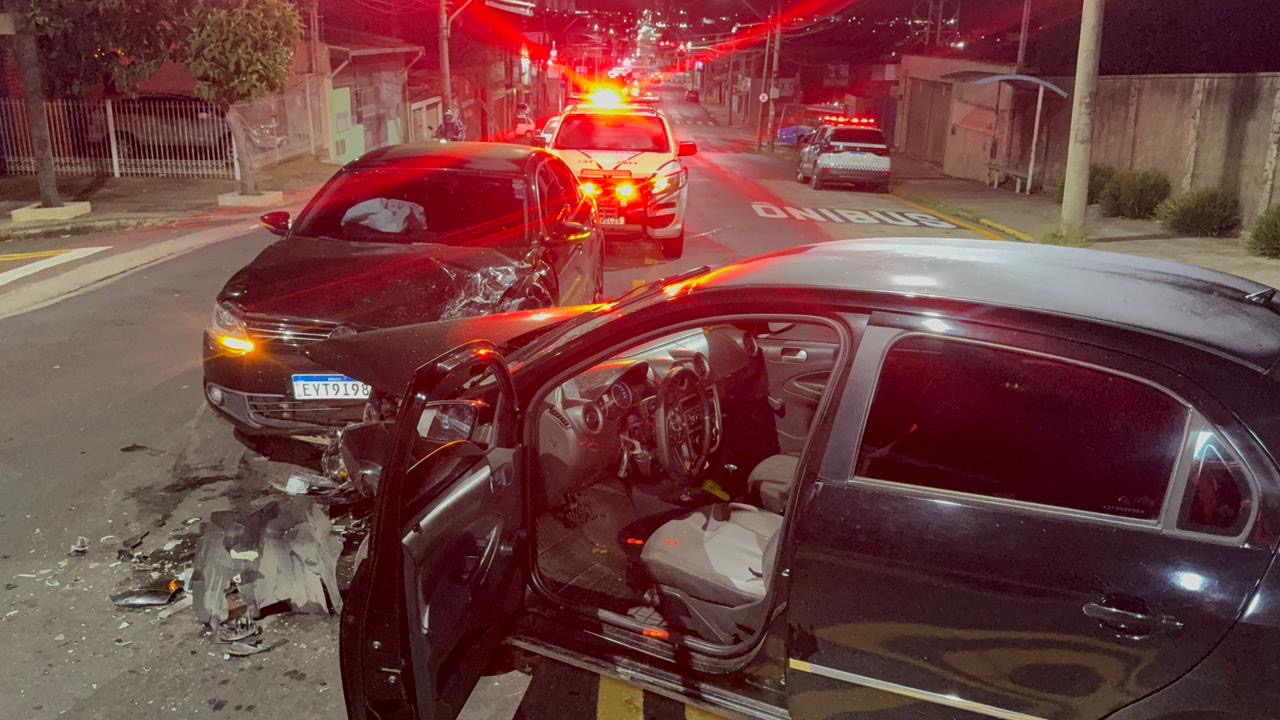 Colisão frontal deixa família ferida em Piracicaba; motorista estaria alcoolizado e sem habilitação