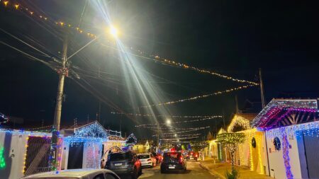União de vizinhos transforma rua de Limeira em ponto turístico de Natal