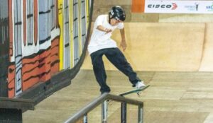 Piracicabano de 15 anos é campeão de torneio nacional de skate