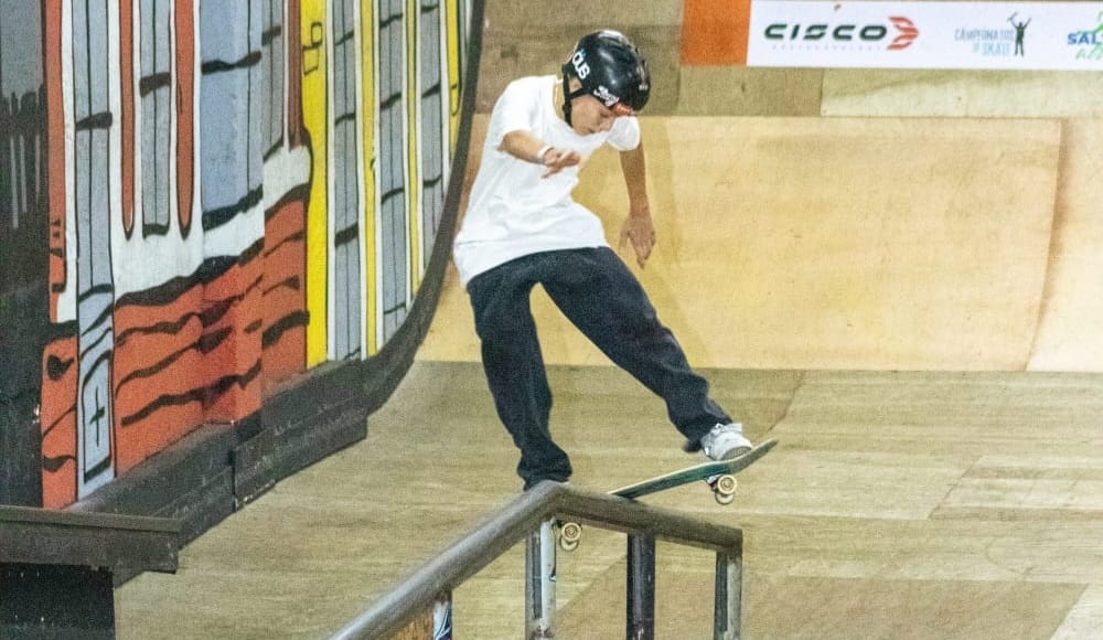 Piracicabano de 15 anos é campeão de torneio nacional de skate