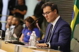 Assembleia aprova Orçamento Estadual de 2026 sob relatoria de Alex Madureira
