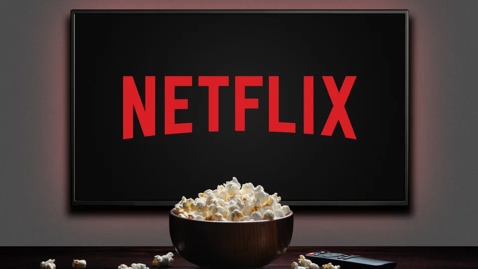 Netflix vai manter estreia de filmes da Warner nos cinemas antes do streaming, confirma CEO