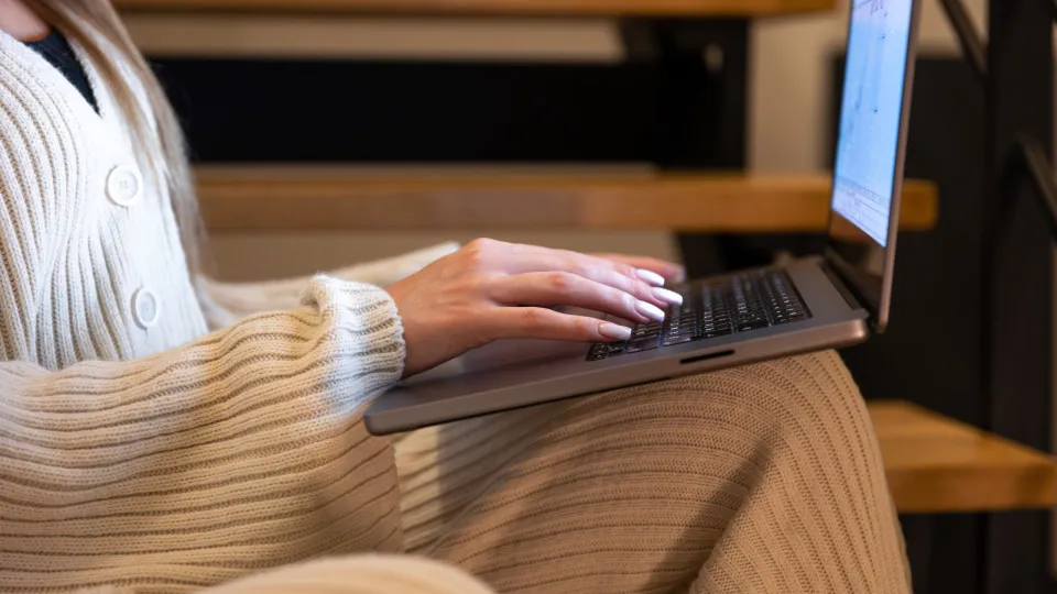 Dicas essenciais para prolongar a vida útil da bateria do seu notebook