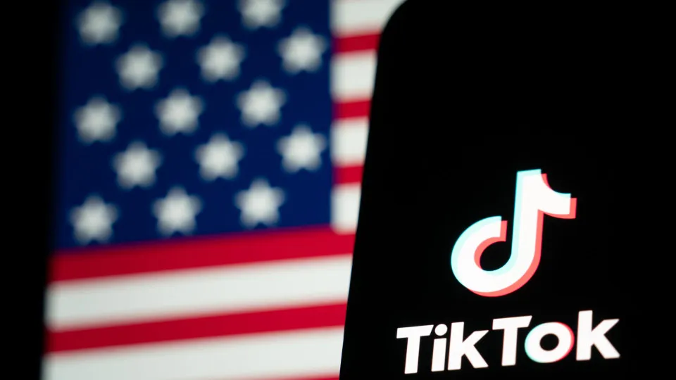 TikTok confirma acordo preliminar para vender operação nos EUA a consórcio liderado por Oracle