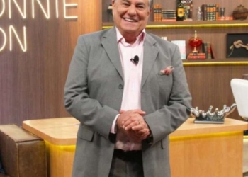 Ronnie Von decidiu encerrar seu contrato com a RedeTV! Foto: Divulgação/Companhia Certa/RedeTv!...