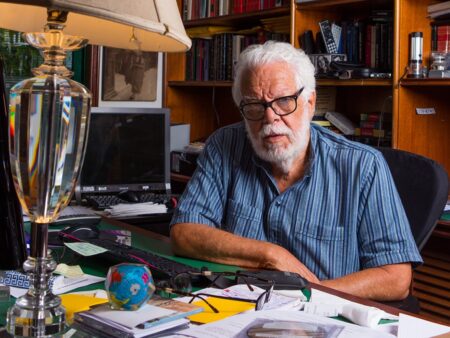 Morre Manoel Carlos, autor de “Laços de Família”, “Por Amor” e “Mulheres Apaixonadas”, aos 92 anos