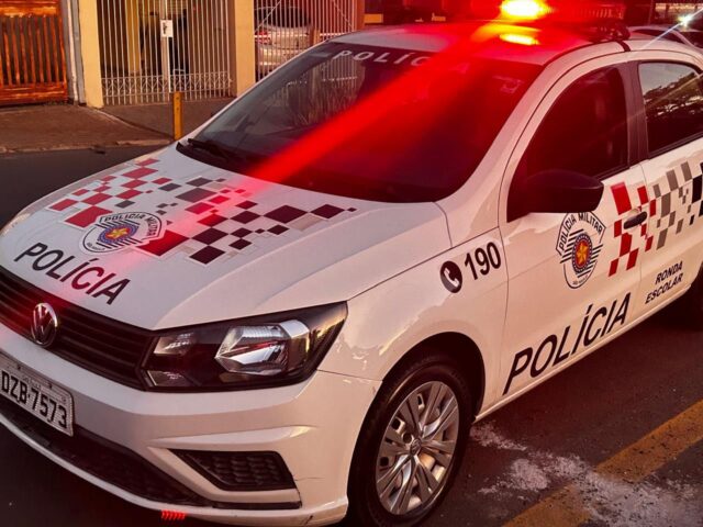Homem é preso por tentativa de feminicídio após espancar e atear fogo na companheira