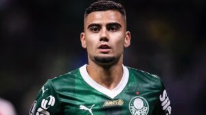 Andreas Pereira brilha no Palmeiras e chega em alta para o Dérbi
