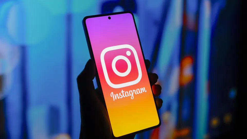 Instagram permitirá sair da lista de “Amigos Próximos” e amplia controle de privacidade