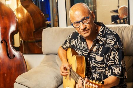 Cláudio Jorge lança álbum sobre negritude após 7 anos