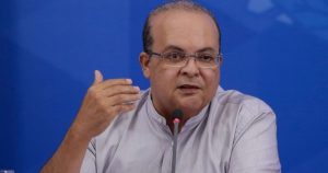 André Mendonça retira obrigação de Ibaneis depor na CPI do Crime Organizado