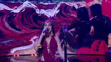 Anitta divide a web com show sobre Candomblé na Globo na Páscoa