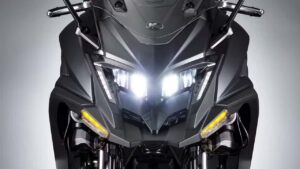 Kymco lança scooter de 3 rodas CV3 575i com 52 cv