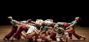 Espetáculo “Peças” será apresentado no Teatro SESI Piracicaba com entrada gratuita