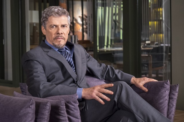 José Mayer é acusado de assediar funcionárias da Globo, diz colunista