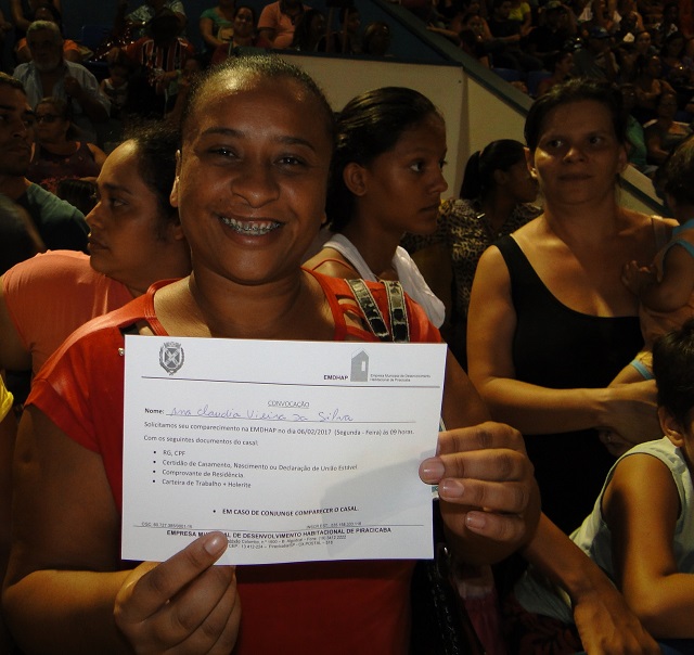 Mil famílias participam de sorteio complementar em Piracicaba