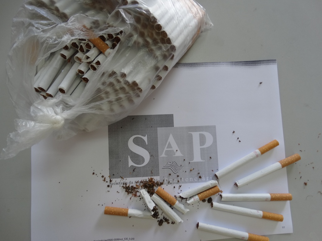 Mãe envia por Sedex 178 cigarros de maconha para preso no ‘cadeião’