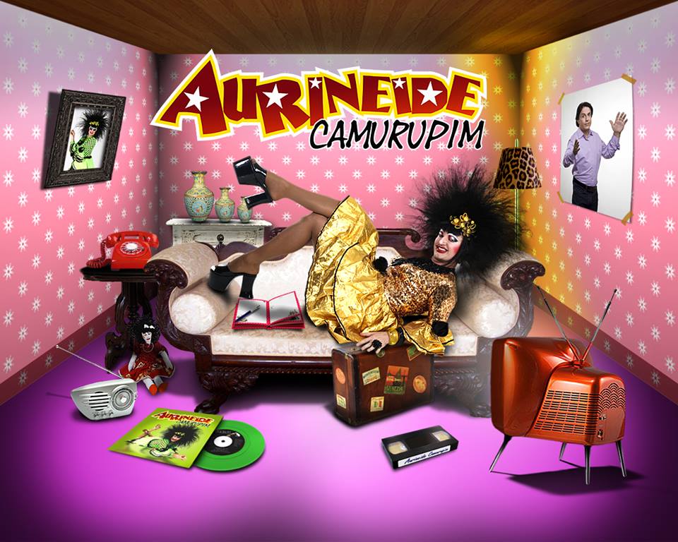 A melhor paródia de “Beijinho no Ombro” vai para a caricata Aurineide Camurupim