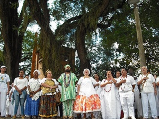 Barjas assina decreto que oficializa o Dia de Iemanjá, Ogum, Oxum e Balaio de Oxum