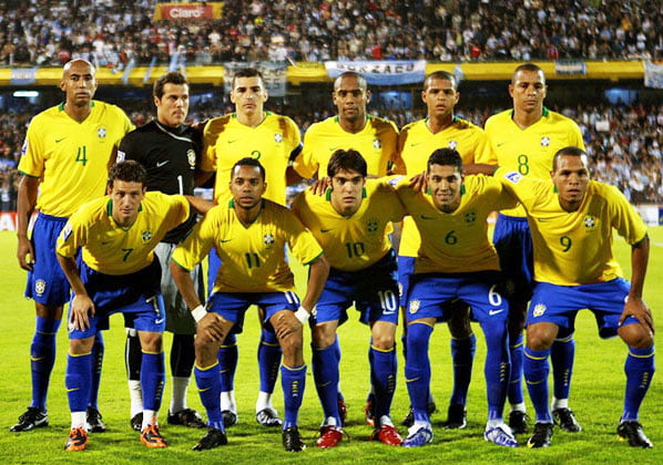 Brasil faz bonito e vence o Japão na estréia da Copa das confederações