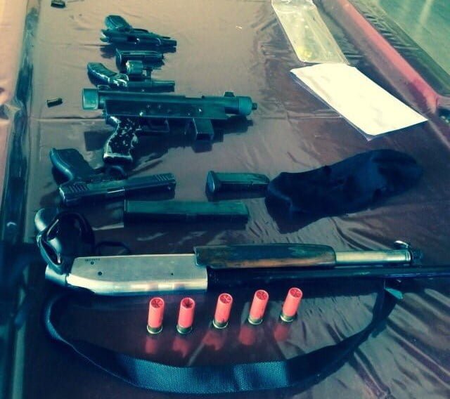 Quatro assaltantes são mortos por vítimas e PM durante assaltos na região