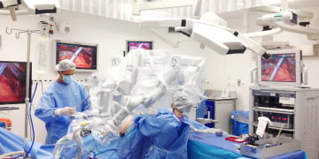 A moderna câmera HD Storz proporciona melhor visualização do campo cirúrgico - Foto: Divulgação