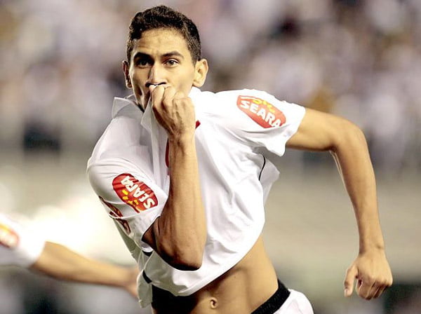 Ganso lamenta ausência na seleção e revela sonho de jogar no Rio