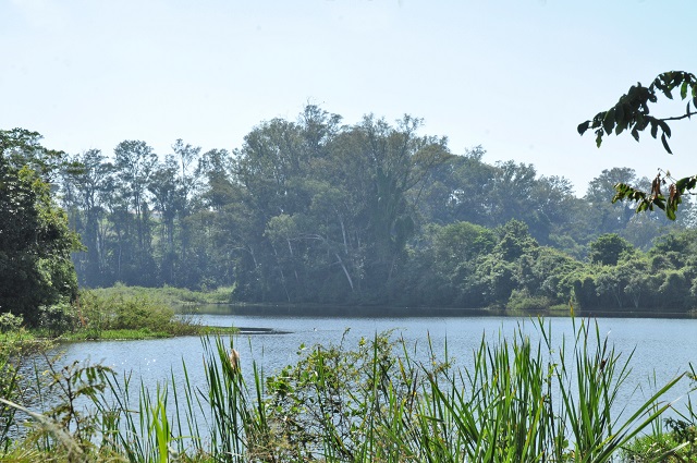 Barjas recebe e da encaminhamento em abaixo-assinado sobre a lagoa do Santa Rosa
