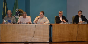 Puppo (Artesp), Ferrato (prefeito de Piracicaba), Morais (PPS), Checoli (Acipi) e Bitar (Rodovias do Tietê) - Foto: Divulgação