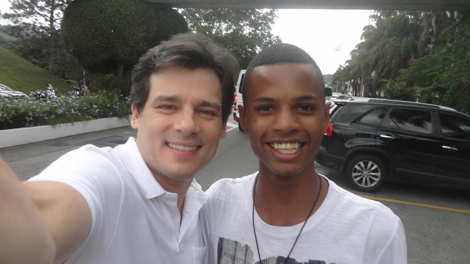 Titia Paula conheceu Celso Portiolli nos estúdios do SBT, em Osasco.