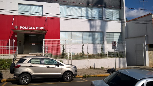 Após ser ameaçado de morte pelo companheiro, rapaz procura a polícia em Piracicaba