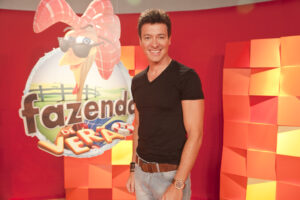 Com baixa audiência, emissora manda anteceder o término da atração.