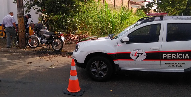 Motociclista bate em poste e morre no Algodoal, em Piracicaba