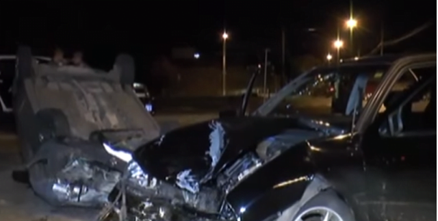 Em fuga da Força Tática, trio causa acidente envolvendo pai de família