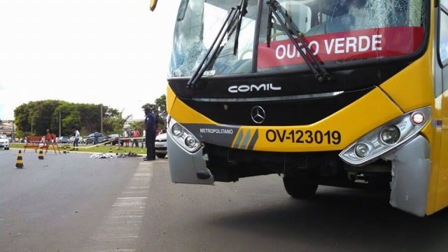 Ônibus em alta velocidade atropela e mata pedreiro arrastado Foto: Reprodução / Internet