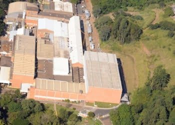 Foto área da OJI Papéis e Celulose no bairro Monte Alegre - Foto: Divulgação