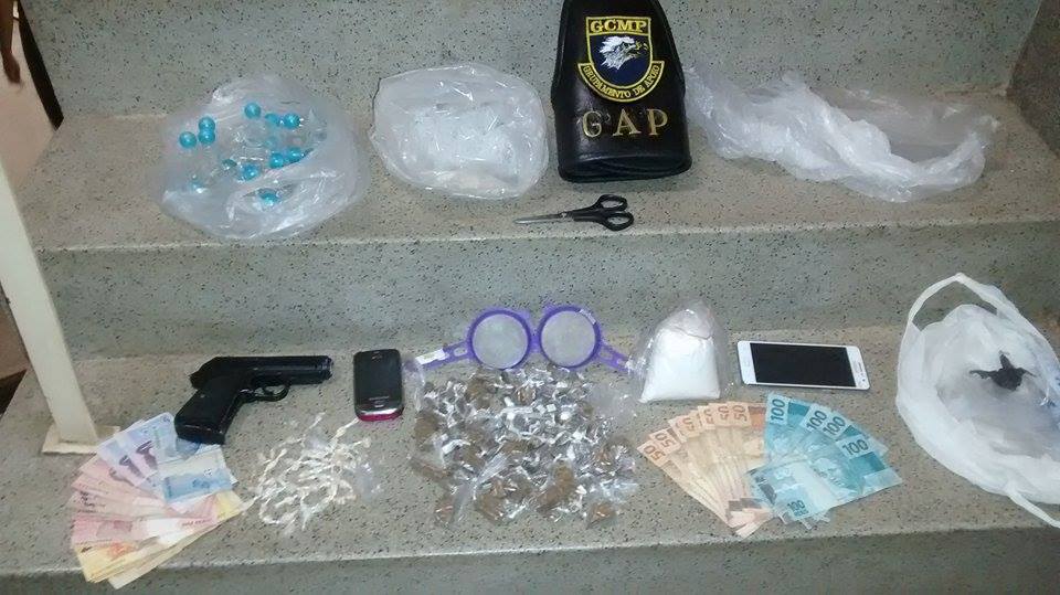 Denúncia ao telefone da Guarda Civil ajuda a por três atrás das grades