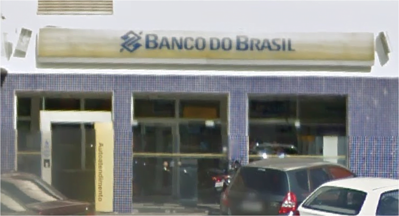 Banco é arrombado e assaltado na Paulista
