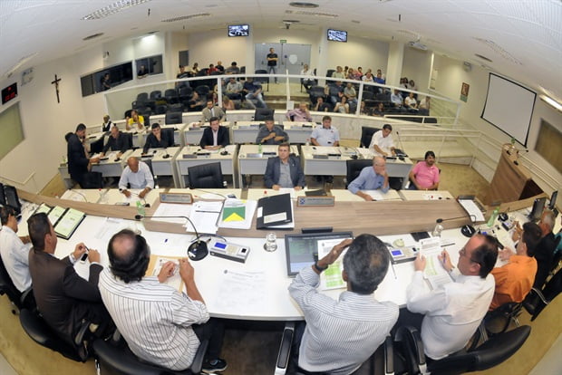 Executivo regulamenta plano de carreira dos funcionários da Fumep