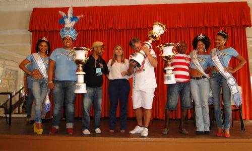 Acadêmicos do Caxambú é a campeã do Carnaval 2015 de Piracicaba