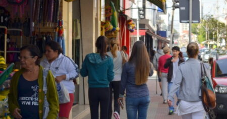 Por conta dos feriados nacionais, comércio na região deverá perder R$ 375,3 milhões em 2018