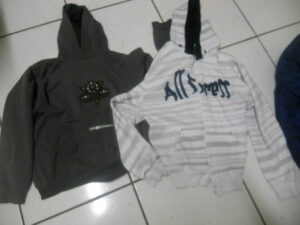 Irmã de um dos assaltantes acabou sendo presa e ajudou a PM a encontrar um dos criminosos - Foto: Divulgação / Policia Civil