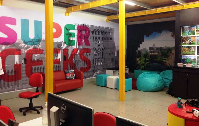 Oficinas gratuitas de programação de jogos são oferecidas no Shopping Piracicaba