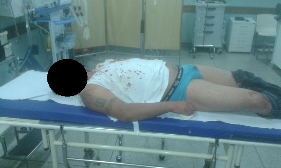 Tio abusa de criança de três anos e tenta fugir de linchamento pelo telhado