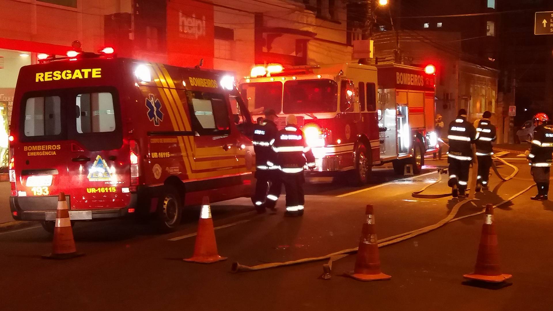 Fogo em agência do Santander de Piracicaba ocorreu em armário